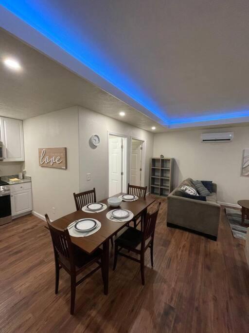 Brand New 2Br Cute Blue Led In North Fresno Apartment Exterior photo